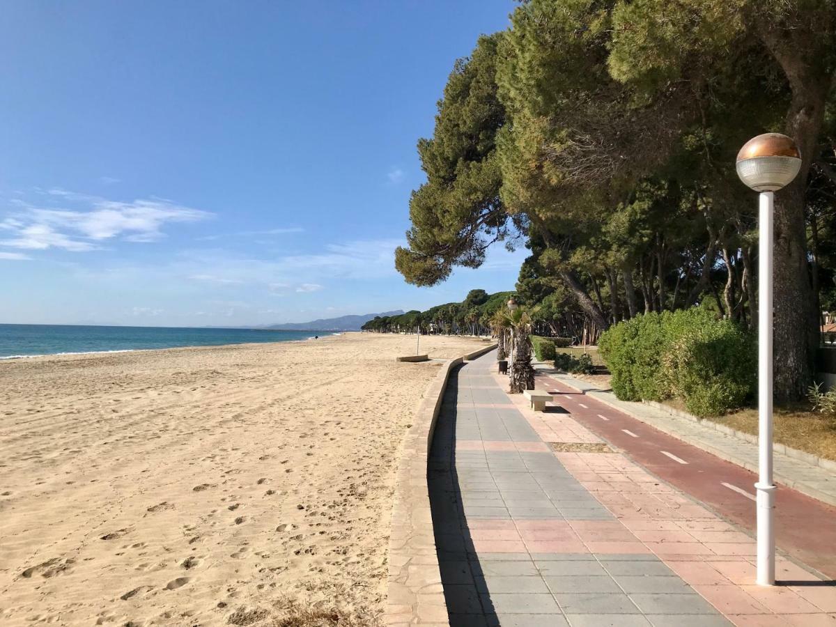 Residencia Beach Hotel Cambrils Exterior photo